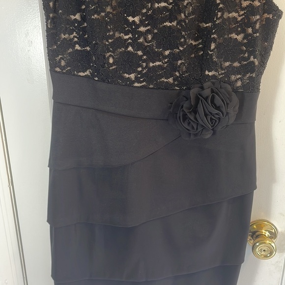 Connected women’s black sleeveless dress - Picture 4 of 10